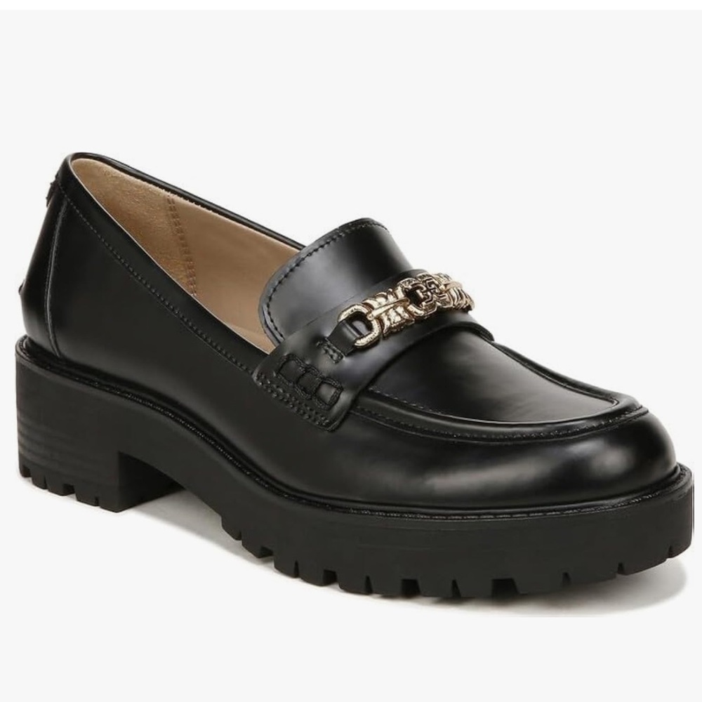 Teo Lug Loafer in Black